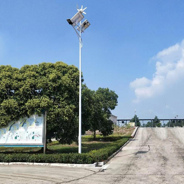 風(fēng)光互補(bǔ)路燈